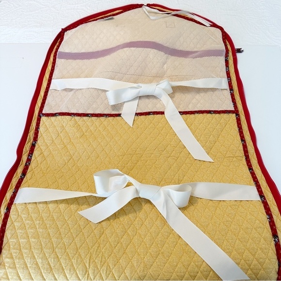 Vera Bradley Garment Hanging Red Provincial Bag - Picture 5 of 7